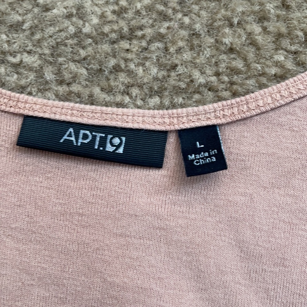 Rose Gold Sequins Apt 9 tank top size M - Picture 2 of 4